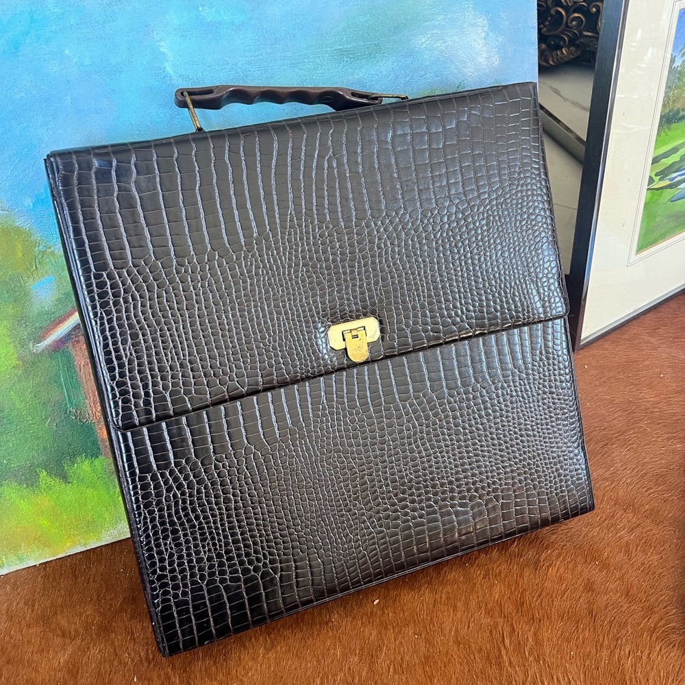 Crocodile-Embossed Vintage 1970s 12
Record Case